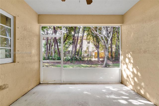 1174 NE 32nd Ave, Homestead, FL 33033