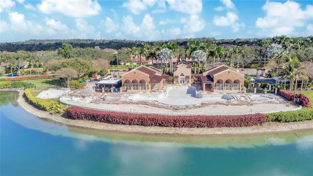 1174 NE 32nd Ave, Homestead, FL 33033