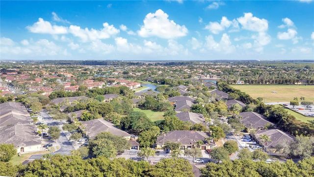 1174 NE 32nd Ave, Homestead, FL 33033