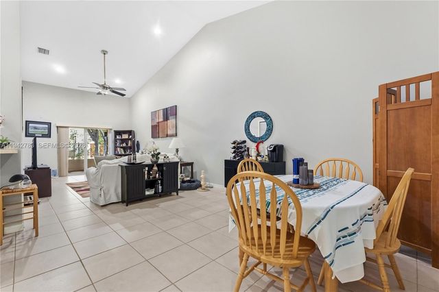 1174 NE 32nd Ave, Homestead, FL 33033