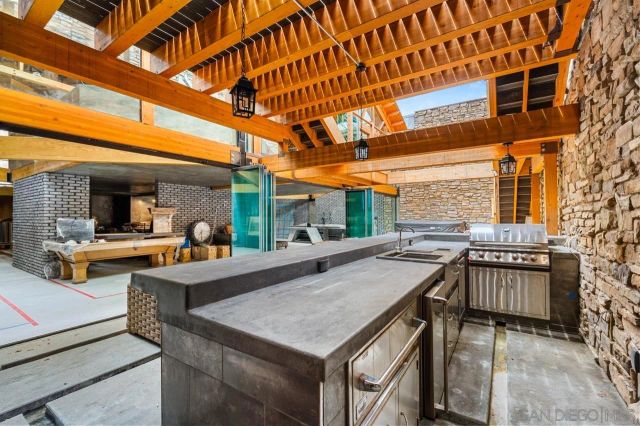 843 10Th Ave A & B, San Diego, CA 92101