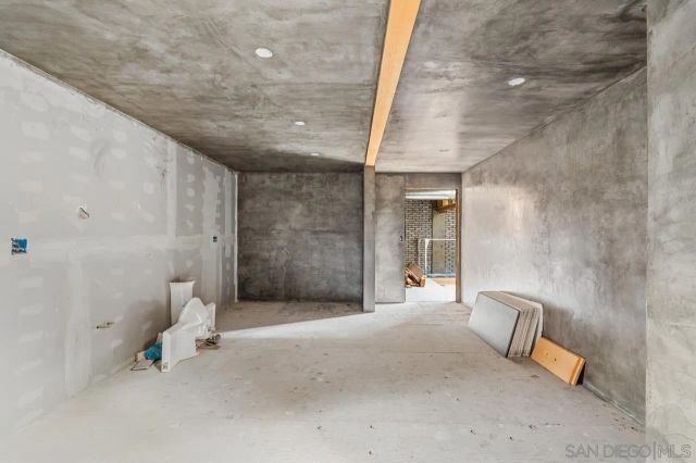 843 10Th Ave A & B, San Diego, CA 92101