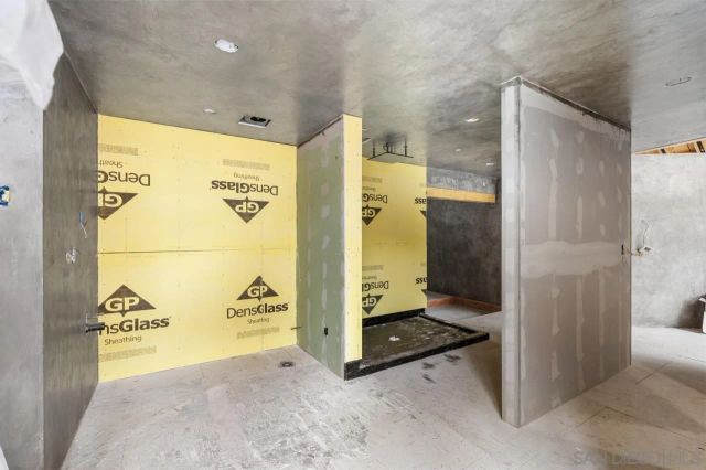 843 10Th Ave A & B, San Diego, CA 92101