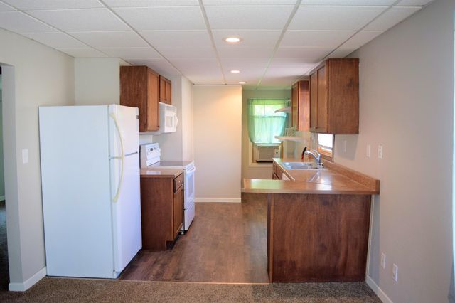 232 1st Avenue W, West Fargo, ND 58078