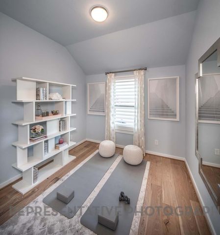 579 Cypress Valley Avenue, Montgomery, TX 77316