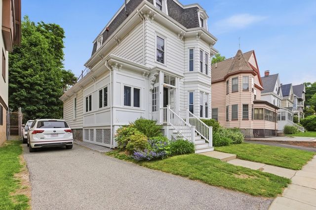 4 Lombard St, Boston, MA 02124