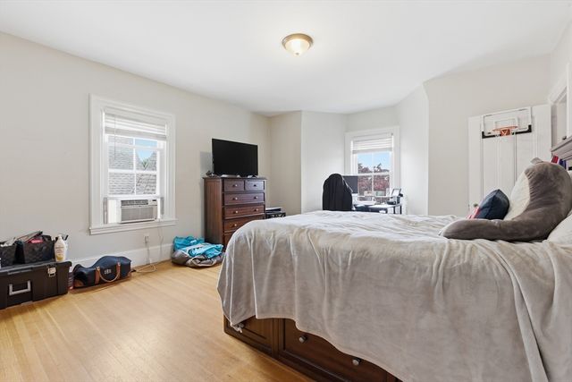 4 Lombard St, Boston, MA 02124