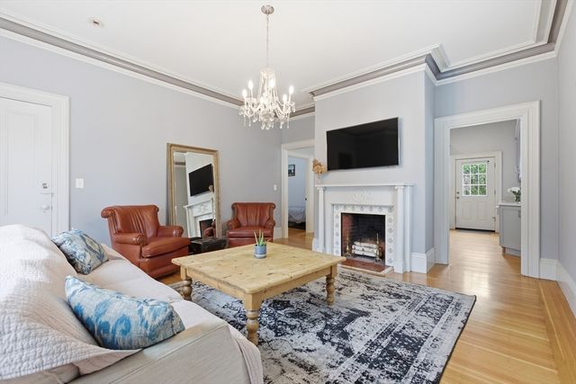 4 Lombard St, Boston, MA 02124