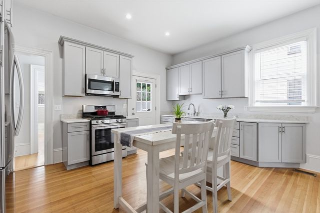 4 Lombard St, Boston, MA 02124