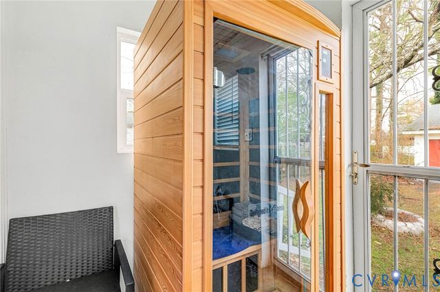 508 E Read St, Highland Springs, VA 23075