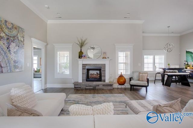 17437 Stonegate Drive, Athens, AL 35613