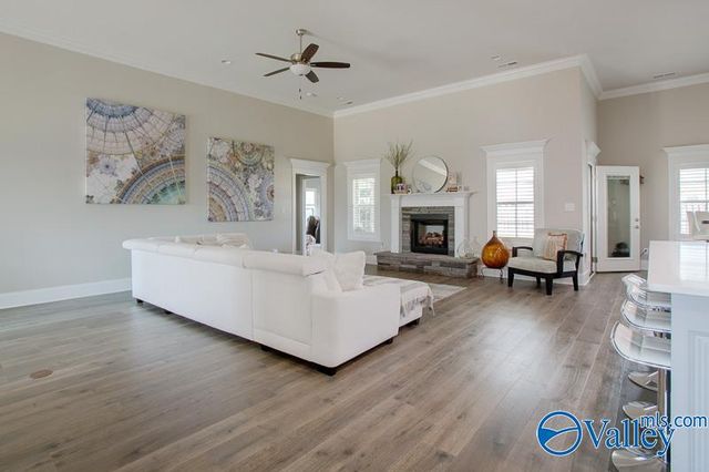 17437 Stonegate Drive, Athens, AL 35613
