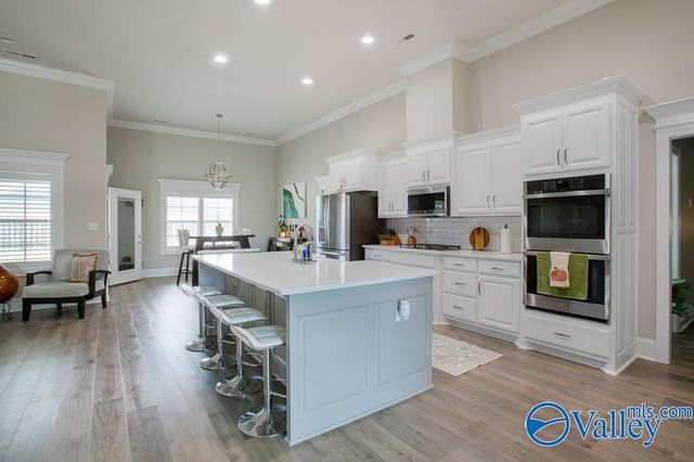 17437 Stonegate Drive, Athens, AL 35613