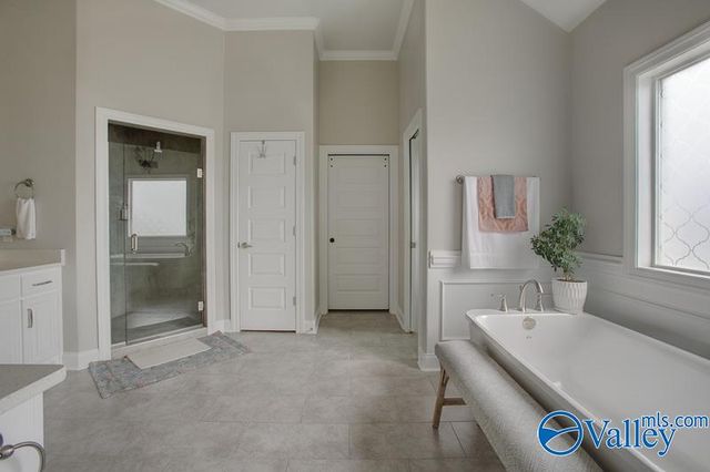 17437 Stonegate Drive, Athens, AL 35613