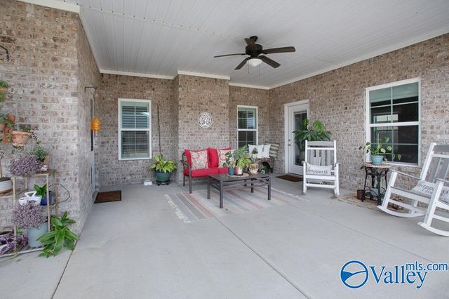 17437 Stonegate Drive, Athens, AL 35613
