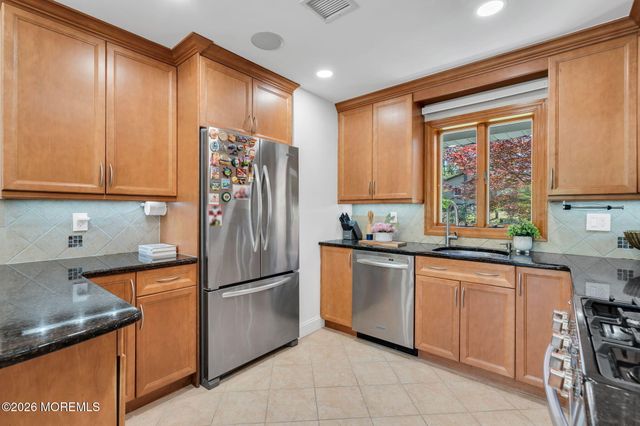 1401 Englemere Boulevard, Toms River, NJ 08757
