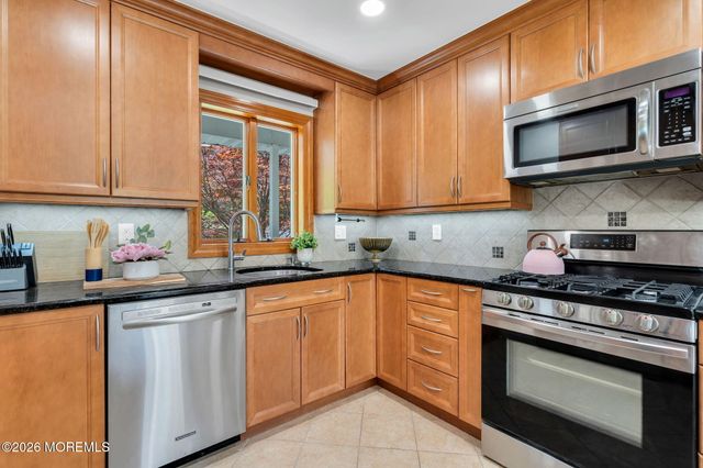 1401 Englemere Boulevard, Toms River, NJ 08757