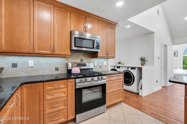 1401 Englemere Boulevard, Toms River, NJ 08757