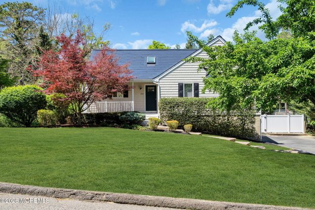 1401 Englemere Boulevard, Toms River, NJ 08757