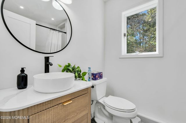 1401 Englemere Boulevard, Toms River, NJ 08757