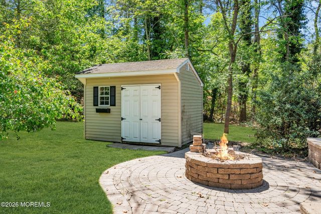 1401 Englemere Boulevard, Toms River, NJ 08757