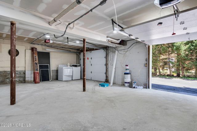 1401 Englemere Boulevard, Toms River, NJ 08757