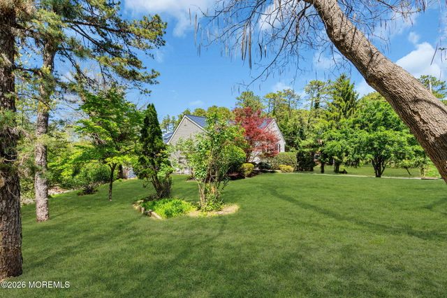 1401 Englemere Boulevard, Toms River, NJ 08757