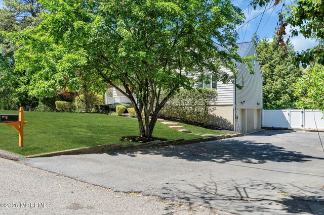1401 Englemere Boulevard, Toms River, NJ 08757