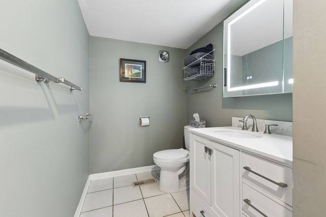 1307 Thomas Street, Homewood, IL 60430