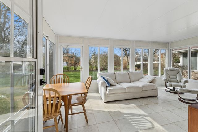 1307 Thomas Street, Homewood, IL 60430