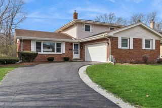 1307 Thomas Street, Homewood, IL 60430