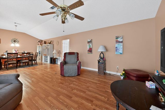 30 Summerset Place, Pine Bluff, AR 71603