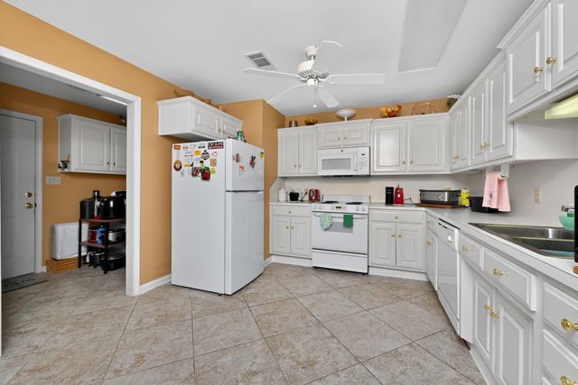 30 Summerset Place, Pine Bluff, AR 71603