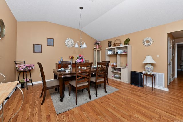 30 Summerset Place, Pine Bluff, AR 71603