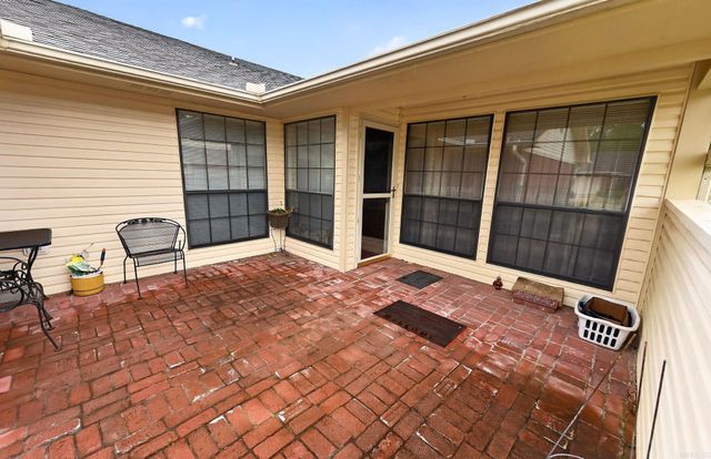 30 Summerset Place, Pine Bluff, AR 71603