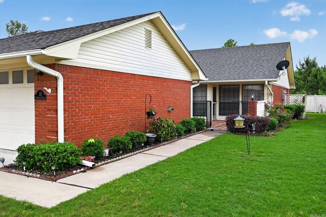 30 Summerset Place, Pine Bluff, AR 71603