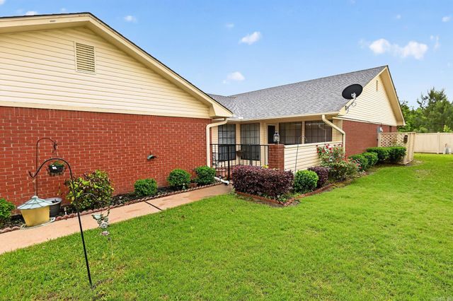 30 Summerset Place, Pine Bluff, AR 71603