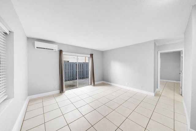 626 SW 14th Avenue 108, Fort Lauderdale, FL 33312