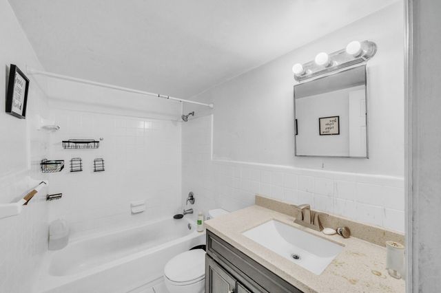 626 SW 14th Avenue 108, Fort Lauderdale, FL 33312