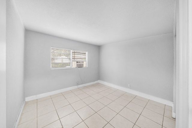 626 SW 14th Avenue 108, Fort Lauderdale, FL 33312