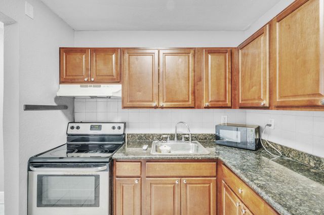 626 SW 14th Avenue 108, Fort Lauderdale, FL 33312