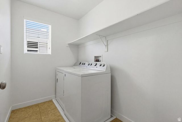 1090 W STONEHAVEN DR, North Salt Lake, UT 84054