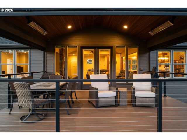 300 CROSS CREEK Rd, Kelso, WA 98626