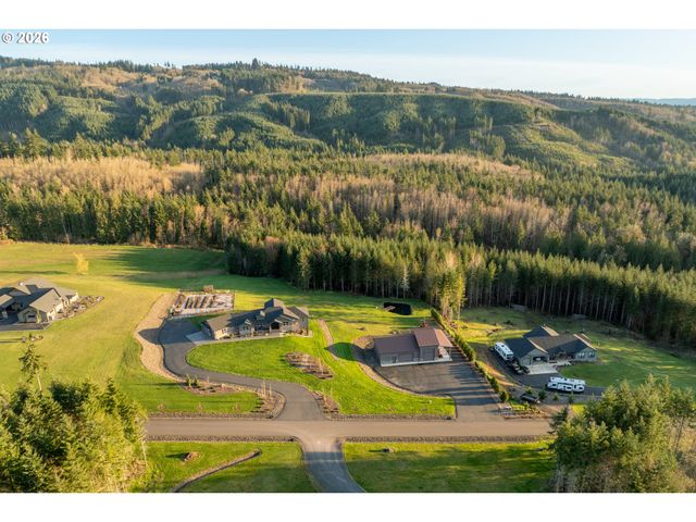 300 CROSS CREEK Rd, Kelso, WA 98626