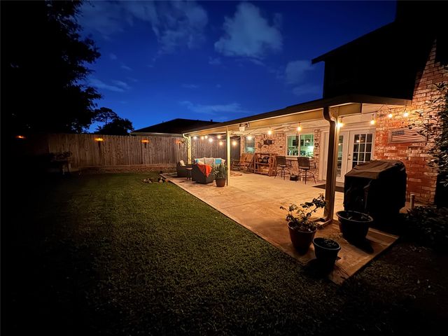 11918 Dorrance Lane, Meadows Place, TX 77477