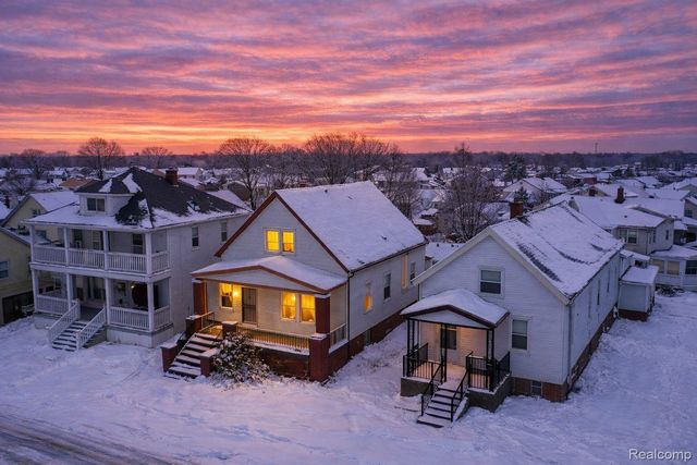 11655 Mitchell Street, Hamtramck, MI 48212