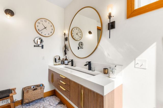 286 Circle F Trail, Bozeman, MT 59718
