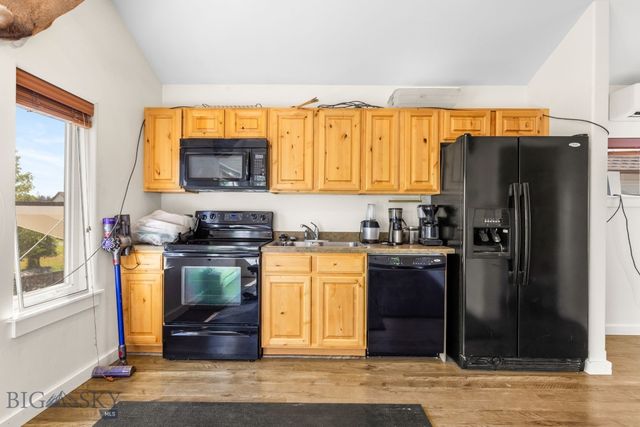 286 Circle F Trail, Bozeman, MT 59718