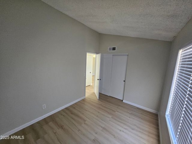 3013 W MONONA Drive, Phoenix, AZ 85027