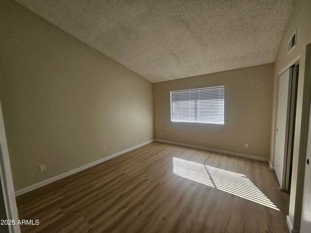 3013 W MONONA Drive, Phoenix, AZ 85027